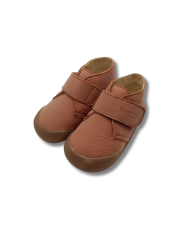 Bota Blanditos Sansa color Cuero