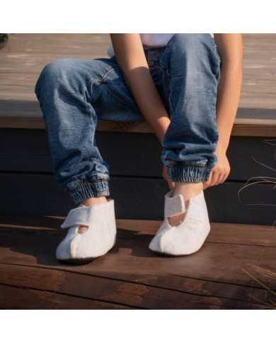 Zapatillas de casa respetuosas Oma King Kaku blanco